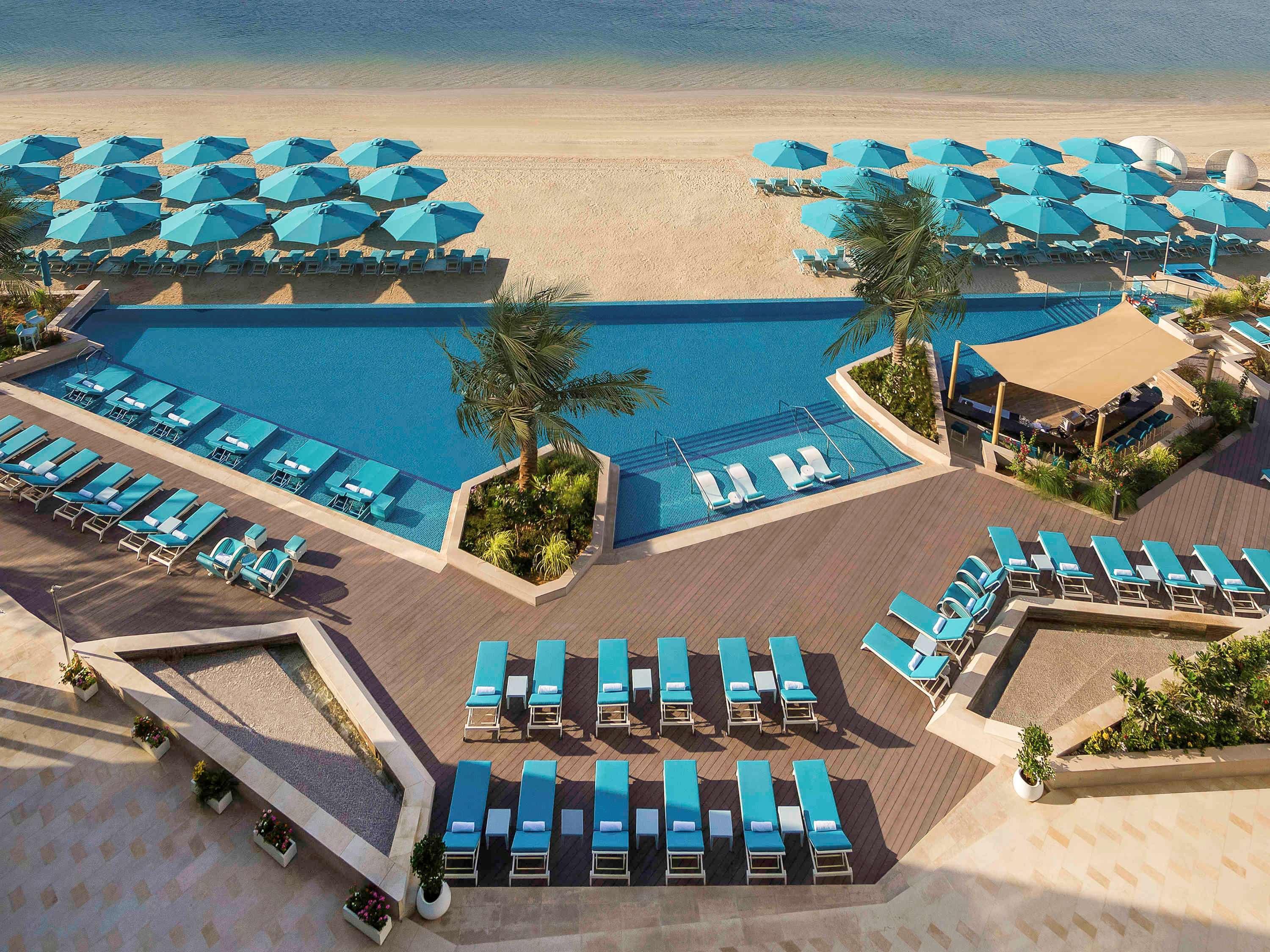 Sofitel Dubai Jumeirah Beach бассейн